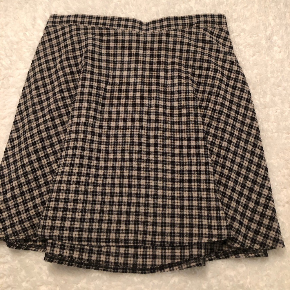 Cute Trendy Gingham Plaid print skirt